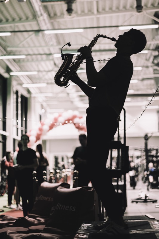 Professionaalne saksofonist üritusel